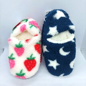 SLIPPER SOCKS WITH GRIPPERS S/M (5-7) 2 pair Multicolor Strawberry Stars